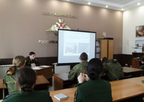 Региональный центр психологической работы ЦВО провёл стажировку военных специалистов-психологов