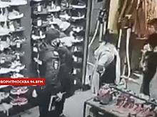 Иркутский детский омбудсмен назначила проверку после сообщений о жёстком задержании 15-летней девушки