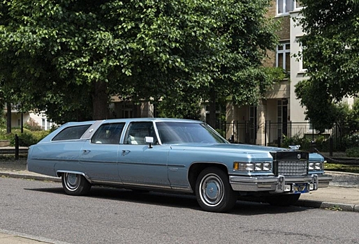 Cadillac Castillian Fleetwood Estate — редчайший универсал, который был даже у Элвиса