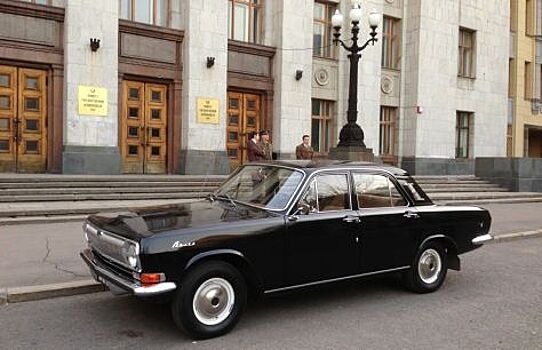 Редкие автомобили СССР, которые выпускали с автоматической коробкой