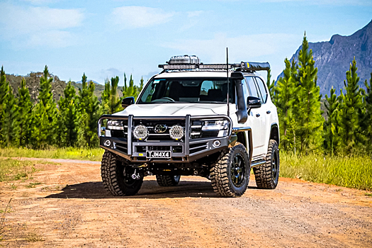 Посмотрите на самый внедорожный Toyota Land Cruiser 300