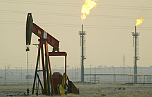 FT: Саудовская Аравия готова нарастить нефтедобычу, если Россия ее сократит