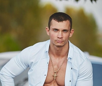 Возвращался с рыбалки: чемпион Кубка мира по фитнесу трагически погиб под колесами электрички