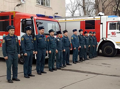 Награждение пожарных за тушение одного из крупных торговых центров г. Москвы