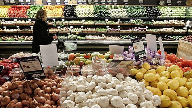 Эксперты заявили, что из-за потепления продуктовый чек в Британии достиг 67 тысяч рублей