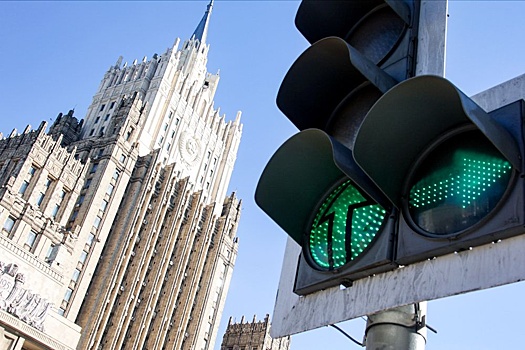 В МИД РФ заявили, что Россия не видит нерешаемых задач в поставках Турции С-400