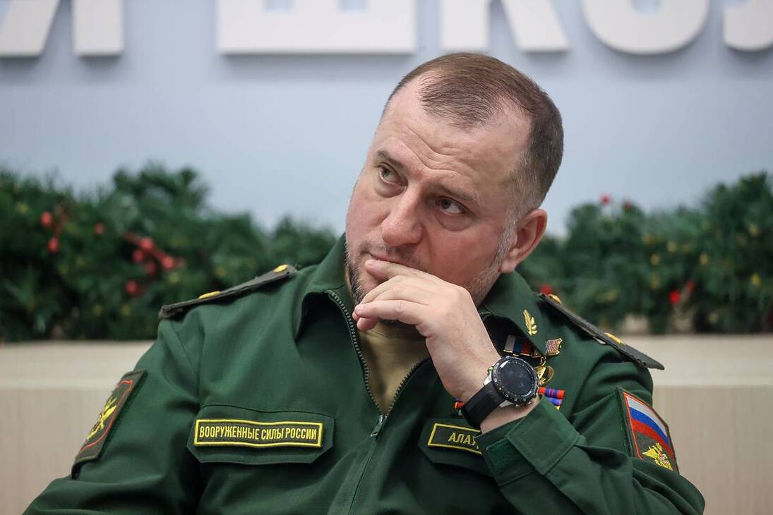 Командующий юво дворников. Полководцы командующие курской битвой. Дворников командующий войсками южного военного округа. Командующий кто в курске. Командующий кто в курске.
