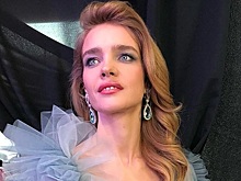 Образ дня: Водянова в сказочном голубом платье от Сергеенко на гала-концерте по случаю ЧМ-2018