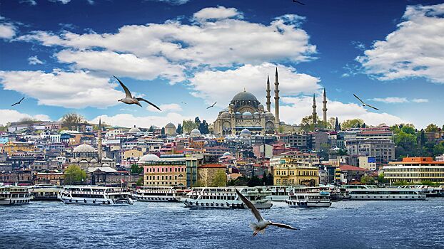 Россияне заняли первое место по турпотоку в Стамбул среди иностранцев