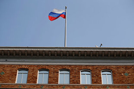 Американские футболисты отказались встать при исполнении гимна