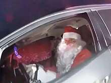 В штате Огайо полицейские остановили лихачившего Санту