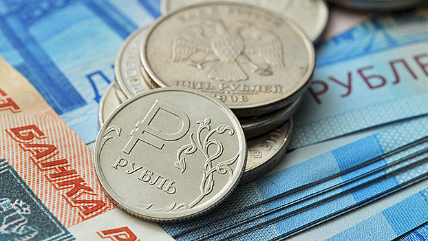 Финансист назвал россиянам выгодную валюту для вложений