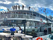 Теплоход со 153 пассажирами сломался посреди Волги в Тверской области