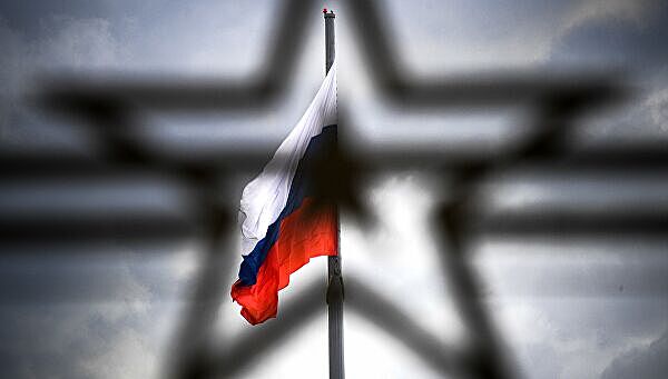 Три страны ввели санкции против России