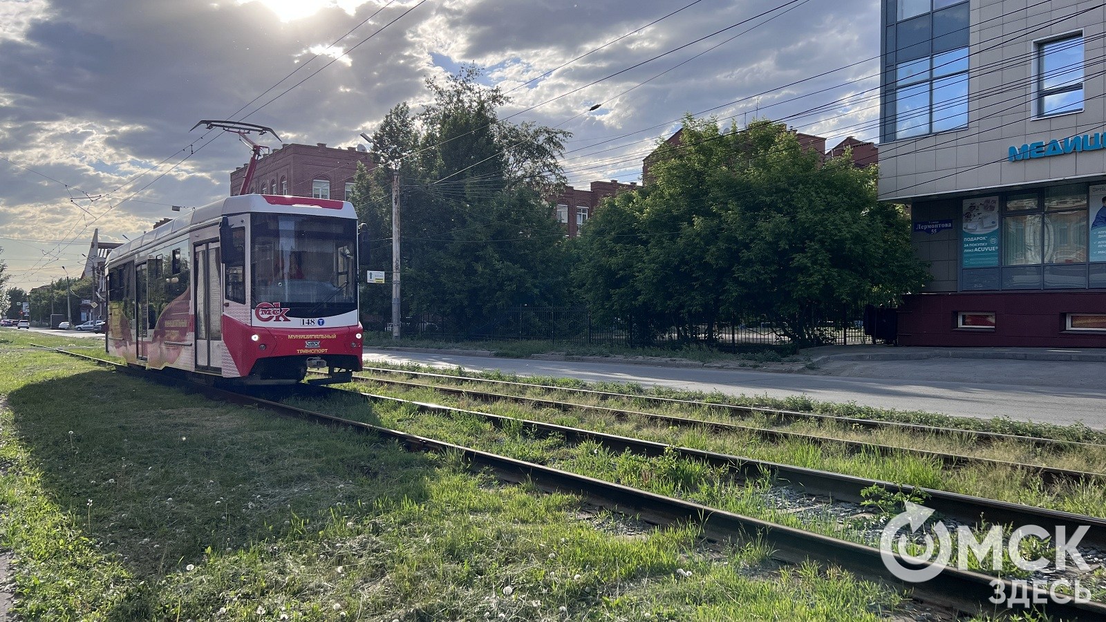 По рельсам истории вместе с песней. Где поймать «Трамвай Победы» в Омске