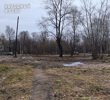 В ижевском городке Машиностроителей снесли два опасных барака у школы и детского сада