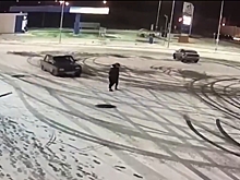 “Дрифтер-новичок” сбил девушку на парковке у торгового центра в Красноуфимске