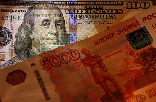 Рубль растет на фоне спроса на российские активы