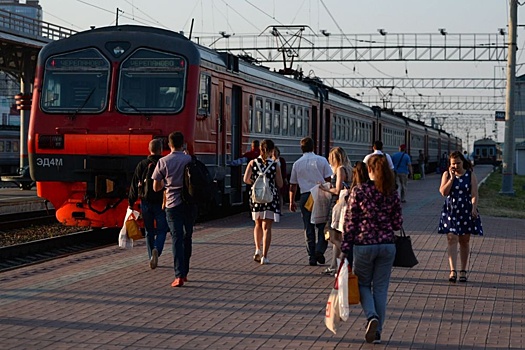 Ветераны труда и труженики тыла Новосибирской области смогут бесплатно ездить в электричках