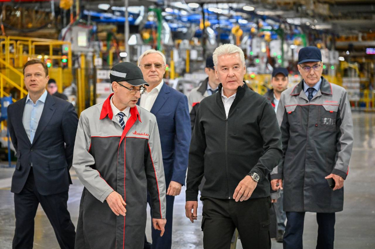 Собянин: Автозавод «Москвич» перешел на производство автомобилей по технологии полного цикла