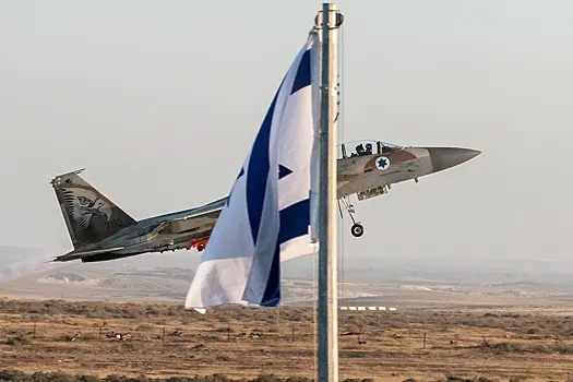 Истребители ВВС Израиля нанесли удар по Сирии, три человека погибли