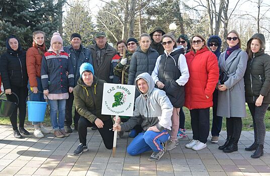 Можжевеловая аллея и липовый сад появились в Выселковском парке