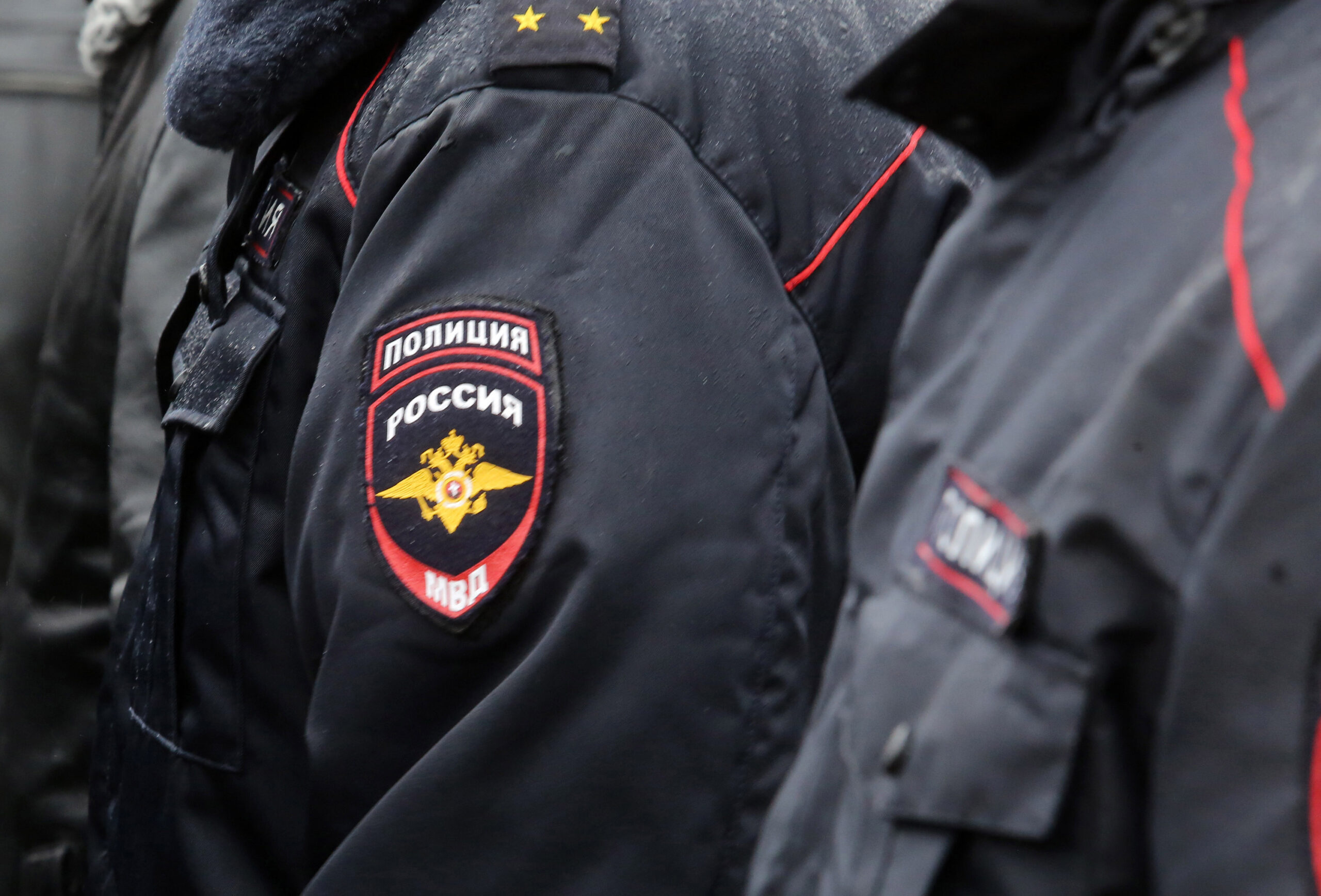 Полицейские задержали двоих африканцев с крупной партией наркотиков в Петербурге