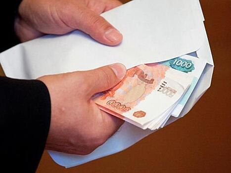 В Кирово-Чепецке с бывшего сотрудника ИК требуют вернуть деньги, полученные в качестве взятки