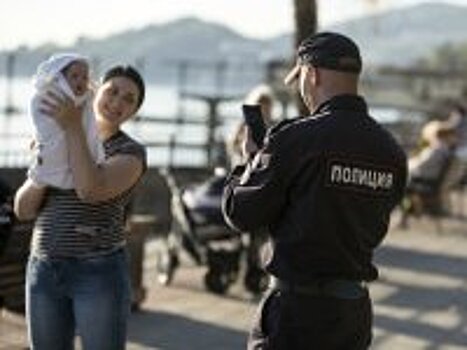 Михаил Осокин: Россияне и полиция – от пеленок до водометов
