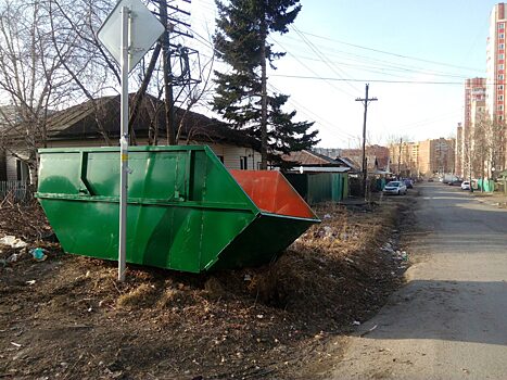 В частном секторе Красноярска продолжили установку мульд для сбора мусора