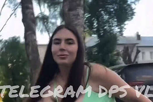 Во Владивостоке таксист снял на видео нападение пассажирки