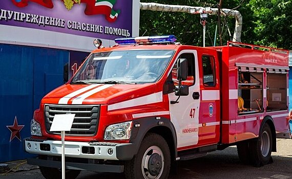 Надежная защита: "Нижнекамскнефтехим" передал противопожарному отряду новые автомобили