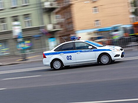 В Москве мужчина с женщиной выпали из окна многоэтажки и погибли