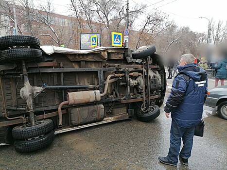 В Пермском крае сотрудники Госавтоинспекции оказали помощь водителю, потерявшему сознание