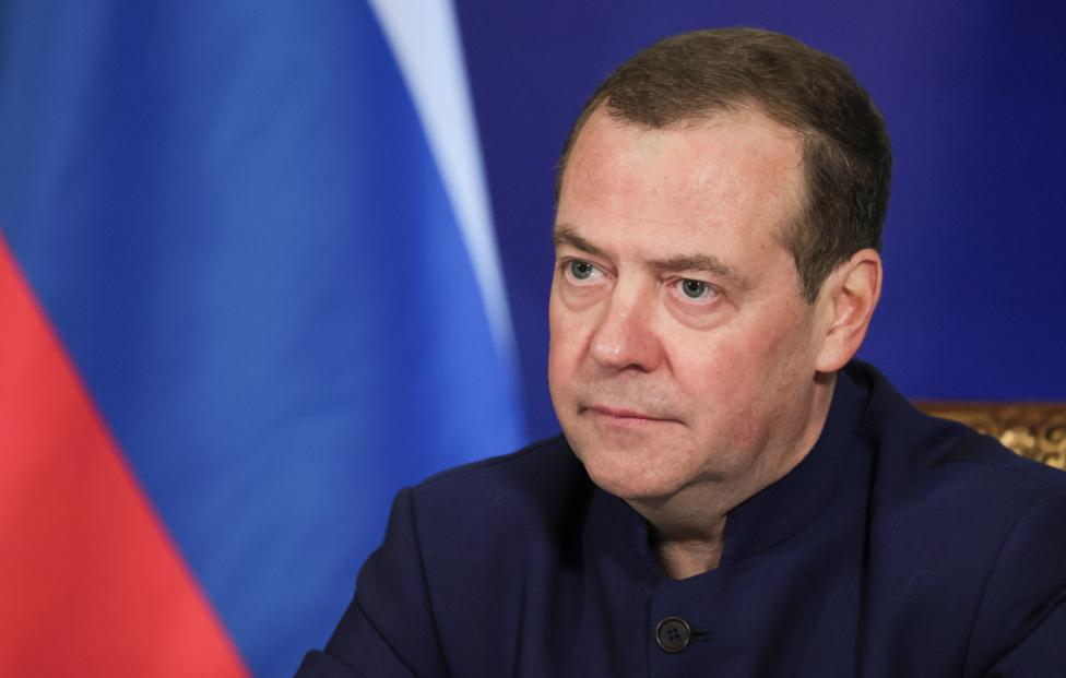 Медведев рассказал, в чью пользу проведен обмен заключенными