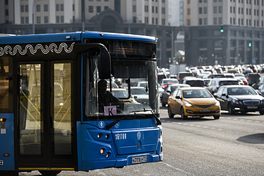 Более 70% наземного транспорта Москвы оборудовали кондиционерами и климат‑контролем