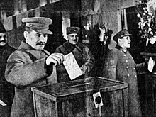 Прогрессивный документ своего времени: какой была «Сталинская конституция» 1936 года и чем она отличалась от нынешней