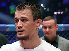 Усман Нурмагомедов стал чемпионом Bellator в легком весе