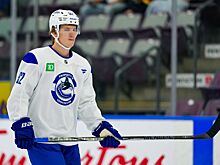 Виталий Кравцов покинул НХЛ, где будет играть Виталий Кравцов, Виталий Кравцов и Трактор