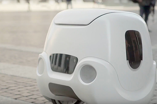 В Италии тестируют миниатюрного робота-курьера, распознающего лица получателей товара
