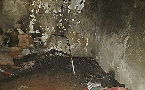 В Крыму селяне растопили печь так, что раскалилась стена и загорелась кровать
