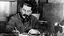 Писатель Неукропный рассказал о необходимости пресекать мифы о Сталине
