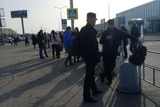 Очевидцы сообщили об эвакуации людей из международного аэропорта в Омске