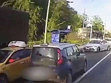 В Подмосковье женщина за рулем потеряла сознание и нажала на газ