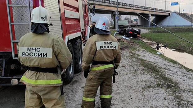 Летел под 200 км: пьяный блогер прикрылся подростком после жуткого ДТП