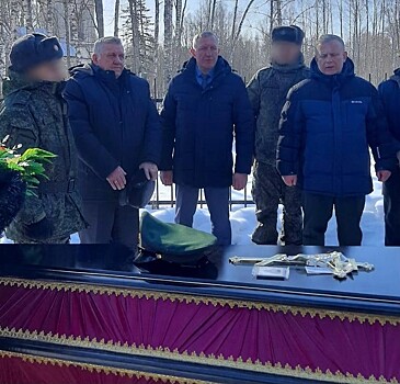 С погибшим в ходе СВО Дмитрием Богомоловым простились в Сокольском округе