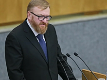 Депутат Милонов потребовал окропить святой водой кабинет в Госдуме, куда вызвали проститутку