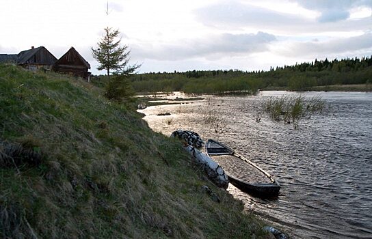 Манси страдают от экологической катастрофы на реках Северного Урала