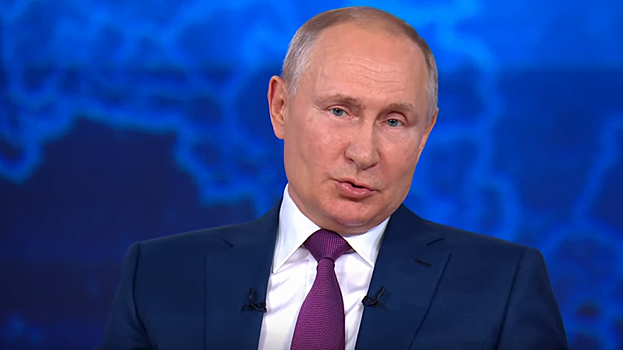 Путин осмотрел «шахматный» истребитель Ростеха на МАКС-2021