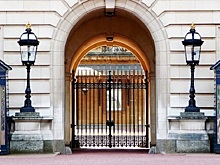 Британцам снова запретят собираться большими компаниями